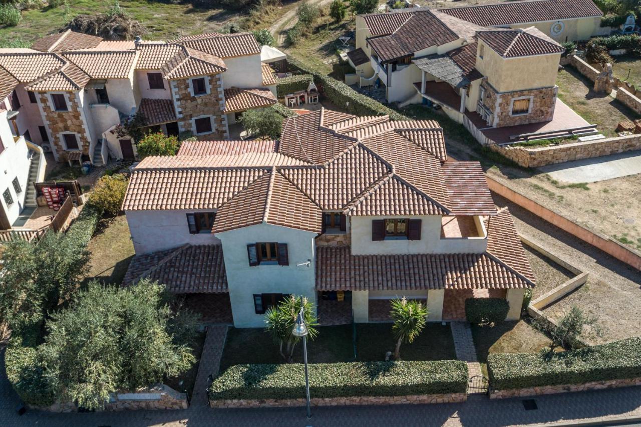 Tanaunella *